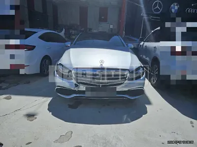 Photo 1 of 28: 2020 Mercedes-Benz E450 4Matic — Korean insurance auction