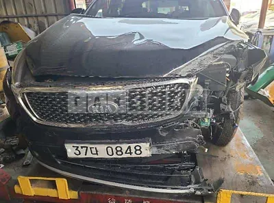 Photo 1 of 26: 2016 Kia Sorento, VIN KNAPK81ABGA251593 — Korean insurance auction