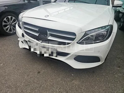 Photo 1 of 6: 2015 Mercedes-Benz C200 — Korean insurance auction