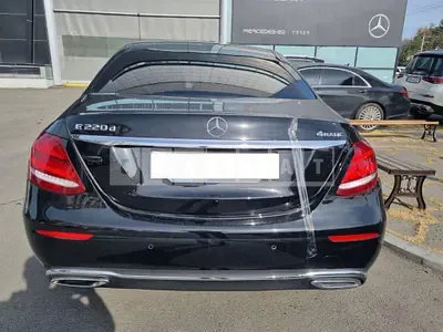Photo 1 of 31: 2020 Mercedes-Benz E220 d 4Matic, VIN W1KZF0FB2LA770963 — Korean insurance auction