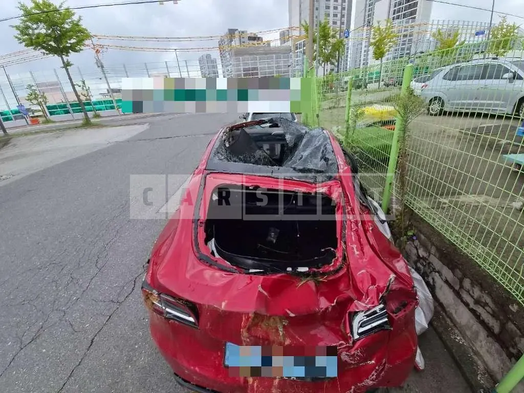 Photo 2 of 61: 2021 Tesla Model Y Long Range — Korean insurance auction