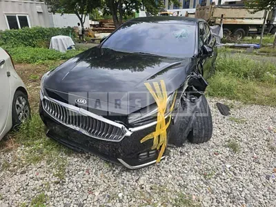 Photo 1 of 10: 2016 Kia K7 — Korean insurance auction