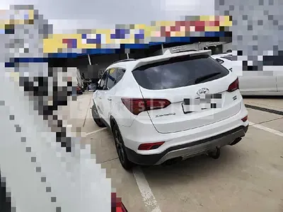 Photo 1 of 10: 2017 Hyundai Santa Fe DM 2.0, VIN KMHSW81UBJU788786 — Korean insurance auction
