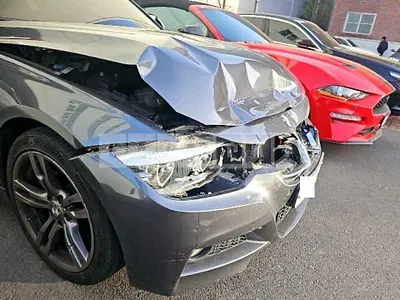 Photo 1 of 25: 2017 BMW 320d — Korean insurance auction