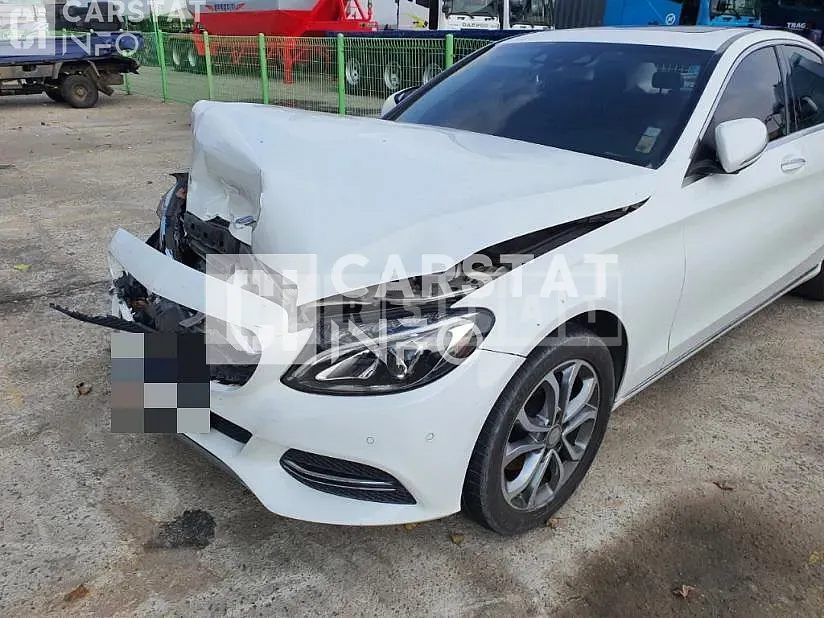 Photo 2 of 14: 2015 Mercedes-Benz C220 BlueTec, VIN WDDWF0EB8FF163834 — Korean insurance auction