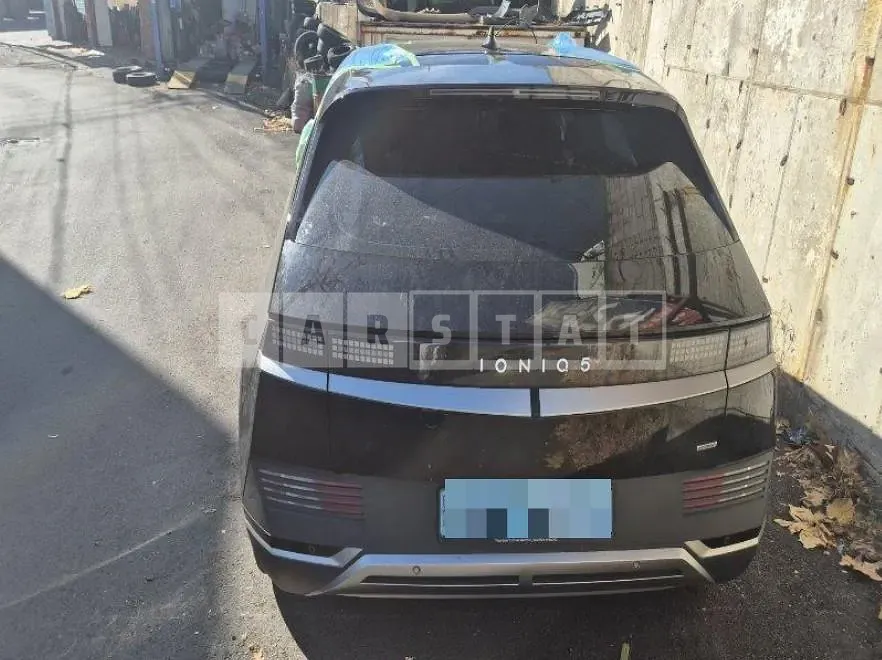 Photo 2 of 9: 2021 Hyundai IONIQ 5 Electric Car, VIN KMHKN81CPNU063859 — Korean insurance auction