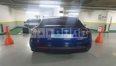 Photo 1 of 28: 2022 Tesla Model Y Long Range — Korean insurance auction