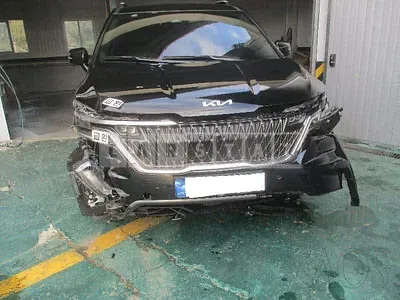 Photo 1 of 15: 2023 Kia Carnival Limousine, VIN KNANC813BPS299846 — Korean insurance auction