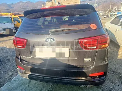 Photo 1 of 8: 2017 Kia Sorento — Korean insurance auction
