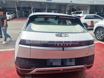Photo 1 of 37: 2021 Hyundai IONIQ 5 — Korean insurance auction
