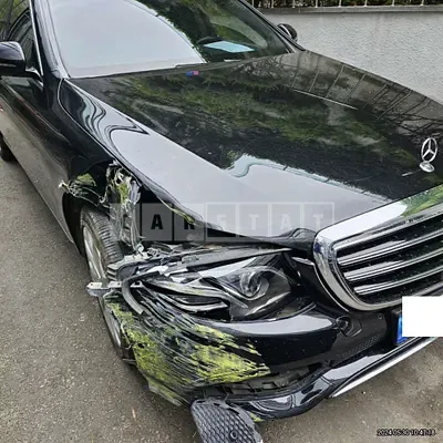 Photo 1 of 9: 2019 Mercedes-Benz E300 4Matic — Korean insurance auction