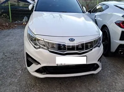 Photo 1 of 33: 2020 Kia K5 — Korean insurance auction