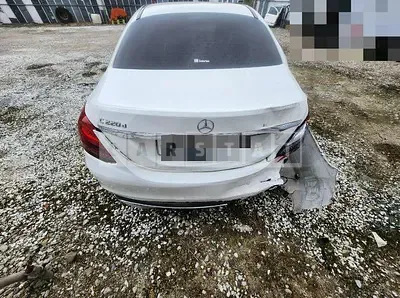 Photo 1 of 8: 2019 Mercedes-Benz C220 d, VIN WDDWF1EB6KR429026 — Korean insurance auction