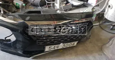 Photo 1 of 31: 2019 Hyundai Santa Fe, VIN KMHS581ADKU164894 — Korean insurance auction