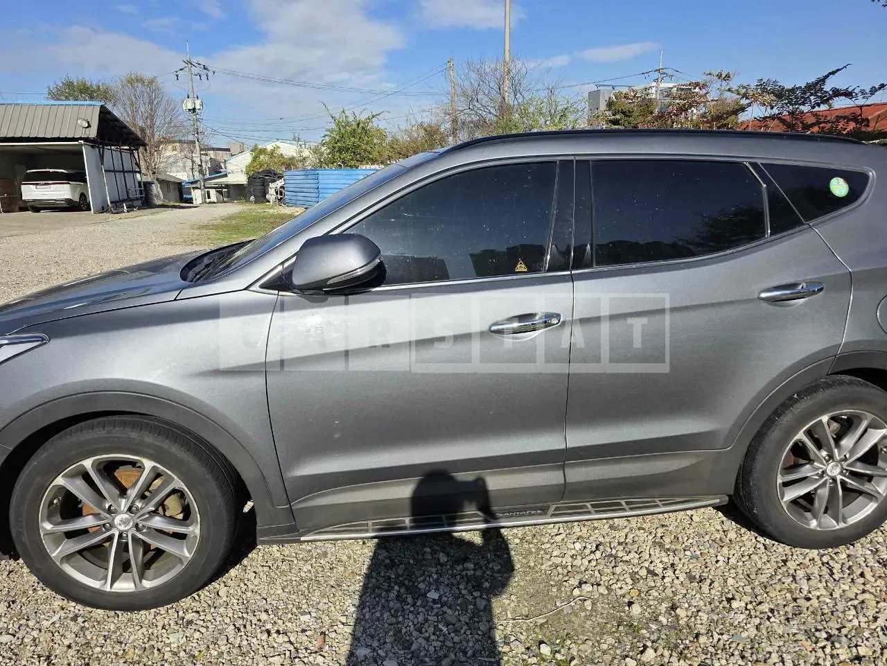 Photo 2 of 10: 2017 Hyundai Santa Fe, VIN KMHSW81UBJU785423 — Korean insurance auction