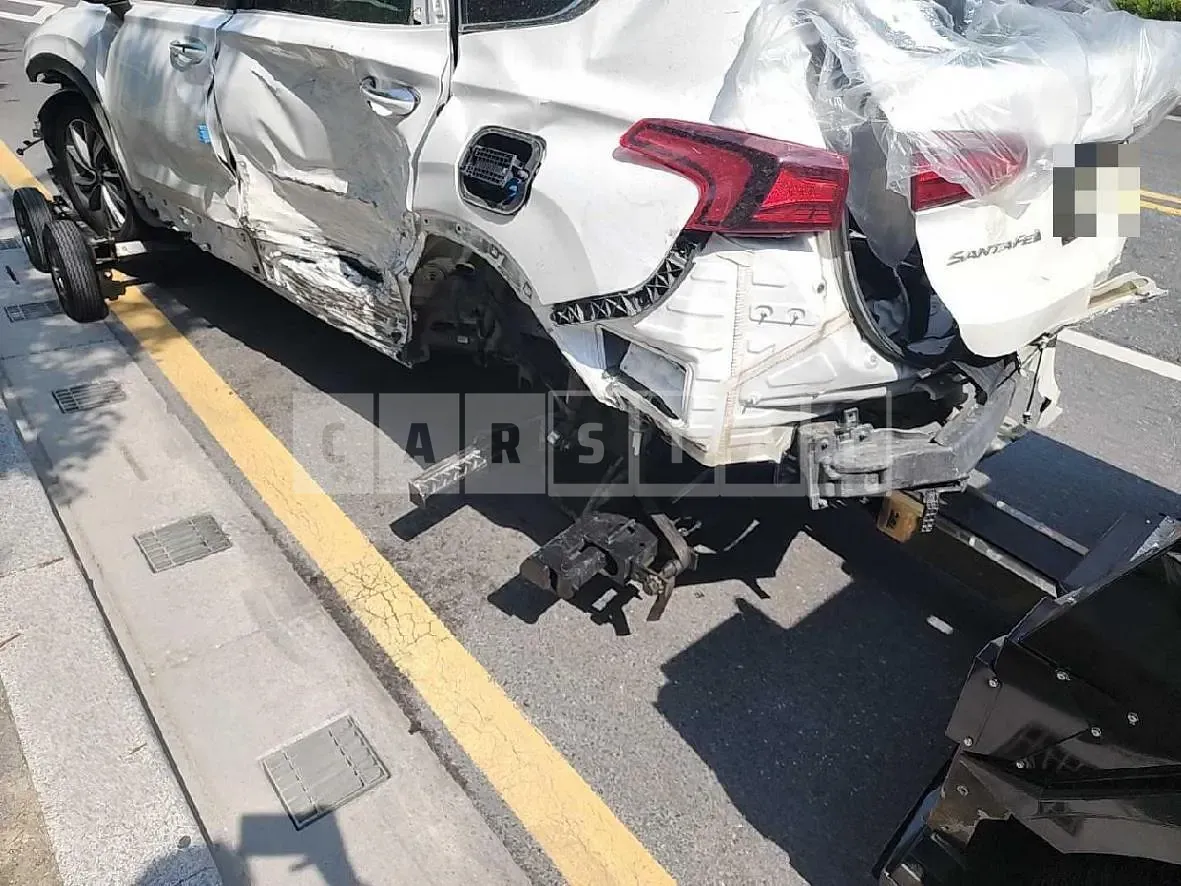 Photo 2 of 23: 2020 Hyundai Santa Fe TM — Korean insurance auction