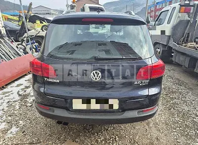 Photo 1 of 11: 2014 Volkswagen Tiguan 2.0 TDI Blue Motion — Korean insurance auction