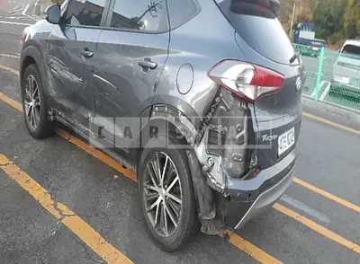 Photo 1 of 4: 2017 Hyundai Tucson — Korean insurance auction