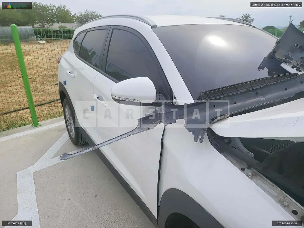 Photo 2 of 11: 2018 Hyundai Tucson, VIN KMHJ3815GJU739995 — Korean insurance auction