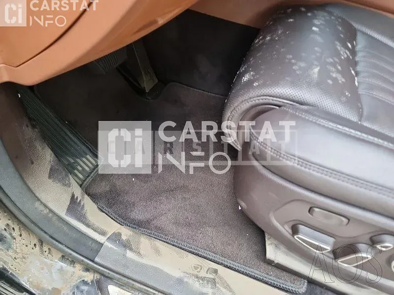 Photo 2 of 14: 2019 Genesis Acupuncture Nessis G90 3.8 — Korean insurance auction