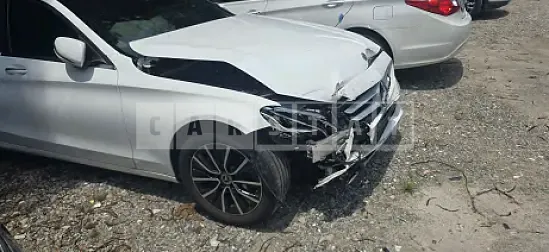 Photo 2 of 17: 2020 Mercedes-Benz C200 — Korean insurance auction