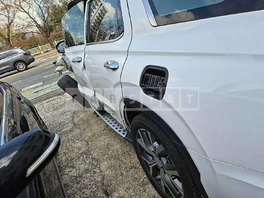 Photo 2 of 10: 2019 Hyundai Palisade — Korean insurance auction