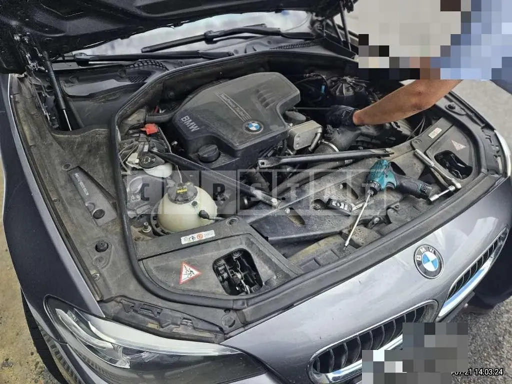Photo 2 of 14: 2015 BMW 528i xDrive — Korean insurance auction