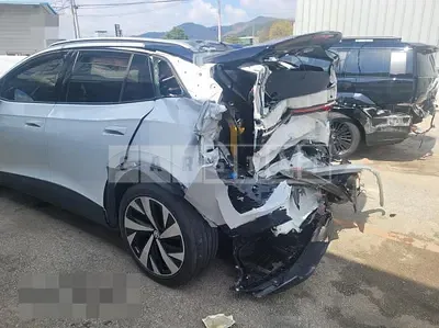 Photo 1 of 10: 2025 Volkswagen ID4 Pro — Korean insurance auction