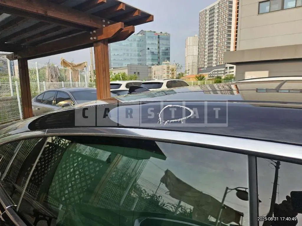 Photo 2 of 29: 2022 BMW 640i xDrive — Korean insurance auction