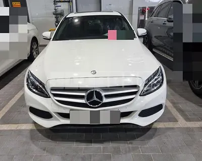 Photo 1 of 11: 2016 Mercedes-Benz C200 d, VIN WDDWF3HB3HR208726 — Korean insurance auction