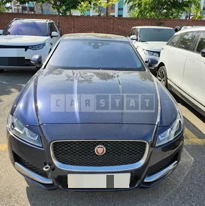 Photo 1 of 36: 2016 Jaguar XF 20d, VIN SAJBA4BN0HCY36585 — Korean insurance auction