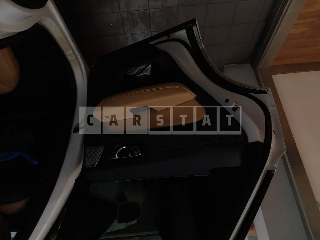 Photo 2 of 16: 2019 Volvo XC60 D5 AWD — Korean insurance auction
