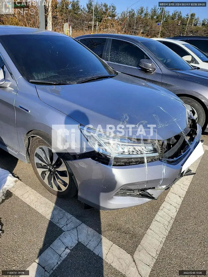 Photo 2 of 10: 2017 Honda Accord Hybrid, VIN JHMCR6650HC201569 — Korean insurance auction