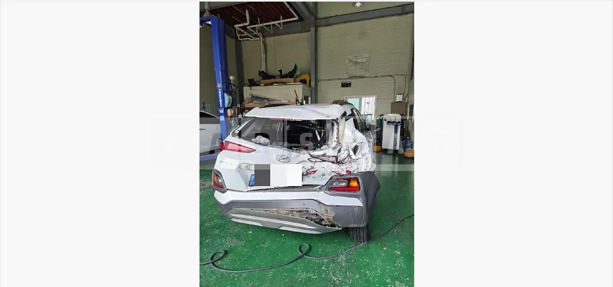 Photo 2 of 24: 2018 Hyundai Kona 1.6 Diesel — Korean insurance auction