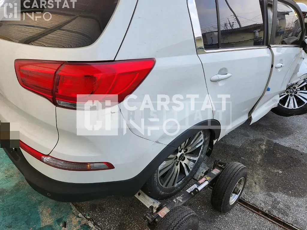 Photo 2 of 6: 2014 Kia Sportage R (4WD) — Korean insurance auction