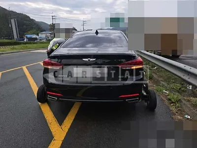 Photo 1 of 23: 2016 Genesis 3.3 — Korean insurance auction