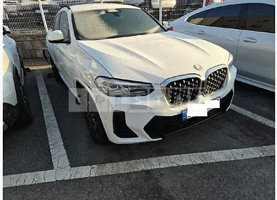 Photo 1 of 7: 2022 BMW X4 xDrive20i — Korean insurance auction