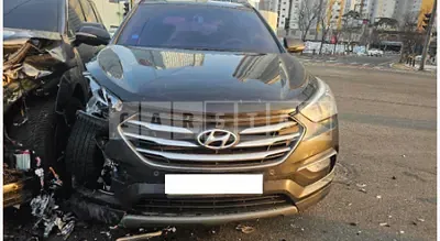 Photo 1 of 12: 2018 Hyundai Santa Fe — Korean insurance auction