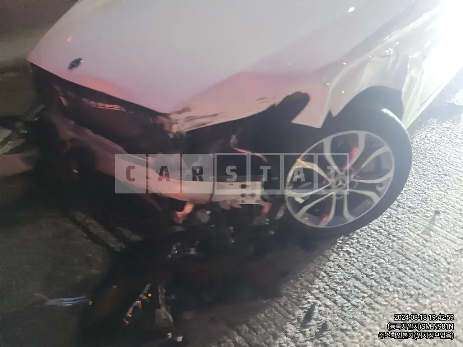 Photo 2 of 20: 2018 Mercedes-Benz C350 e — Korean insurance auction