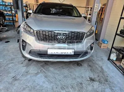 Photo 1 of 15: 2018 Kia Sorento, VIN KNAPG81ABJA392708 — Korean insurance auction