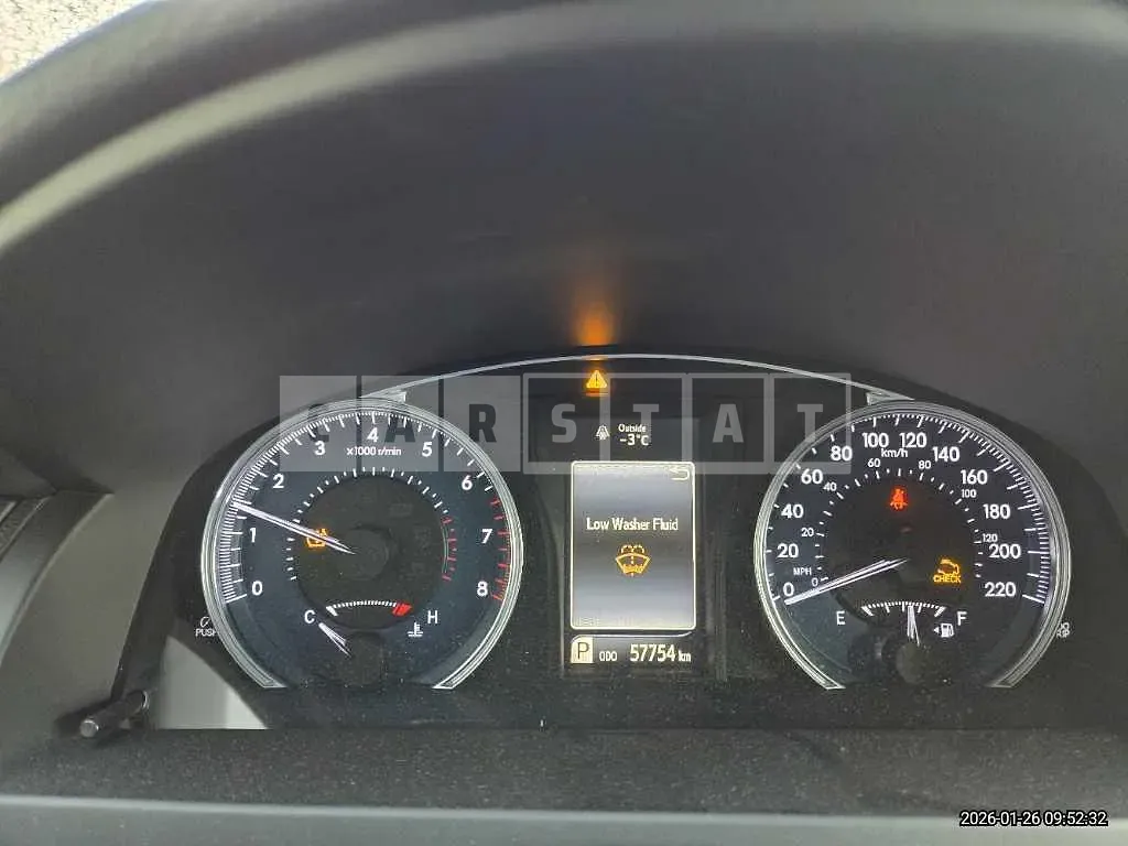 Photo 2 of 9: 2015 Toyota Camry — Korean insurance auction