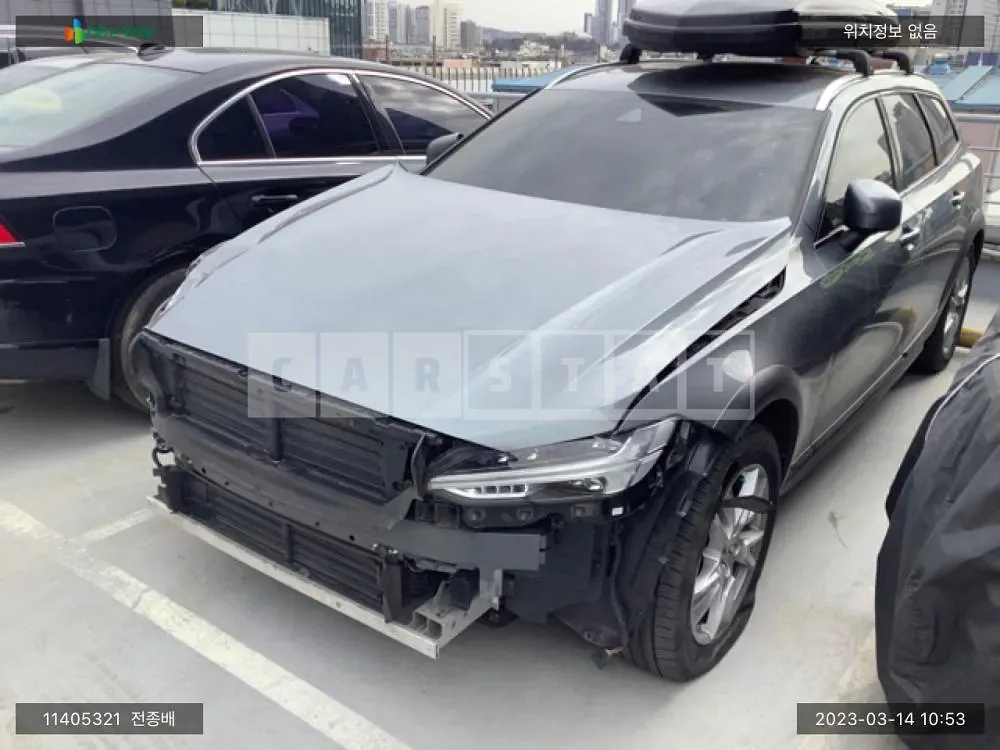 Photo 2 of 11: 2017 Volvo V90 Cross Country D5 AWD, VIN YV1PZ68ACJ1013617 — Korean insurance auction
