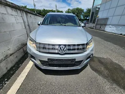 Photo 1 of 11: 2015 Volkswagen Tiguan 2.0 TDI Blue Motion, VIN WVGZZZ5NZFW531927 — Korean insurance auction