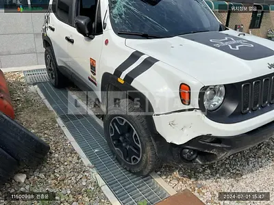 Photo 1 of 14: 2018 Jeep Zip Renegade, VIN 1C4BU0000JPH00242 — Korean insurance auction