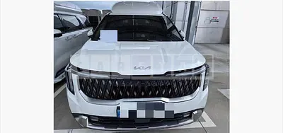 Photo 1 of 25: 2025 Kia Carnivals — Korean insurance auction