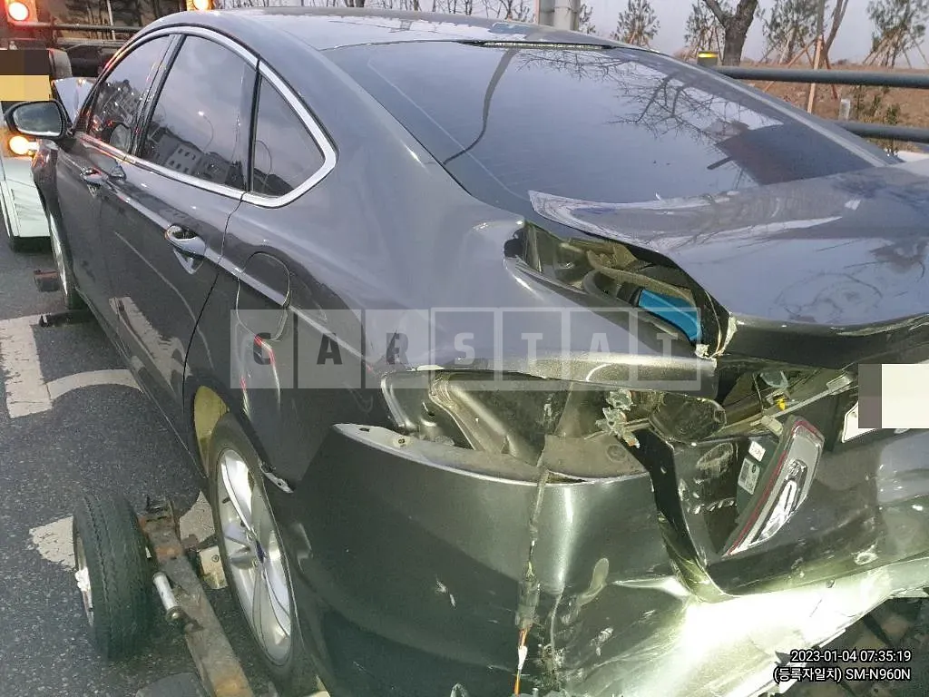 Photo 2 of 6: 2017 Ford Mondeo 2.0, VIN WF0DXXWPCHHJ11409 — Korean insurance auction