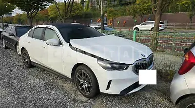 Photo 1 of 17: 2024 BMW 530i xDrive — Korean insurance auction
