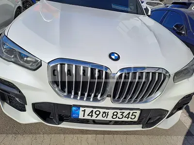 Photo 1 of 16: 2022 BMW X5 xDrive 30d, VIN WBAJU8109N9M14156 — Korean insurance auction