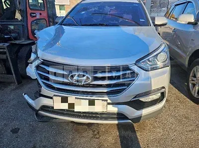 Photo 1 of 11: 2015 Hyundai Santa Fe DM — Korean insurance auction