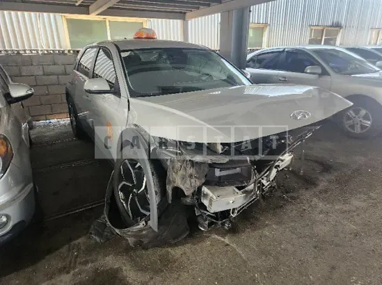 Photo 2 of 15: 2022 Hyundai IONIQ 5, VIN KMHKL81AFNU073805 — Korean insurance auction